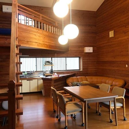 北軽井沢の貸別荘一棟貸し切り-庭とウッドデッキつき Azumaiokozan ภายนอก รูปภาพ