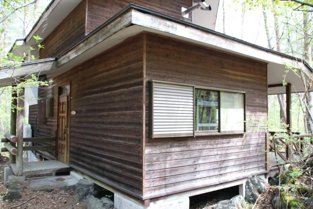 北軽井沢の貸別荘一棟貸し切り-庭とウッドデッキつき Azumaiokozan ภายนอก รูปภาพ